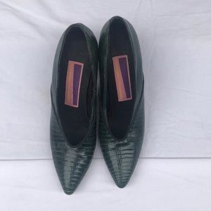 Preloved sexy green snake skin heels. 3”